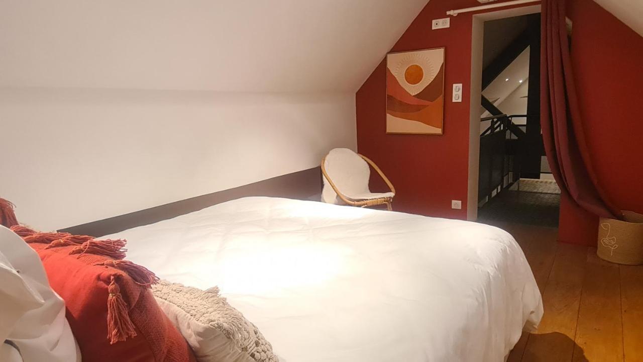 Villa Avec Vue Panoramique ชาร์เลอวิลล์-เมซิแยร์ ภายนอก รูปภาพ
