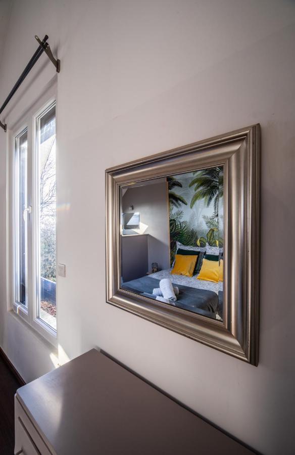 Villa Avec Vue Panoramique ชาร์เลอวิลล์-เมซิแยร์ ภายนอก รูปภาพ