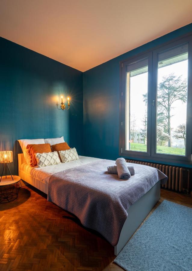 Villa Avec Vue Panoramique ชาร์เลอวิลล์-เมซิแยร์ ภายนอก รูปภาพ